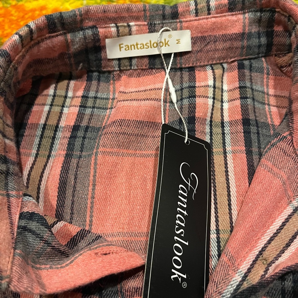NWT Plaid Flannel Buttondown Shirt, Pink, Size Medium - Picture 6 of 12